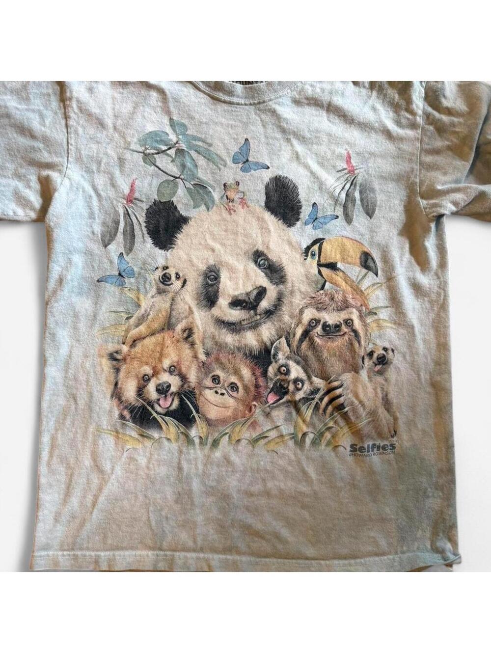The Mountain tag Youth Zoo Selfie animal tee